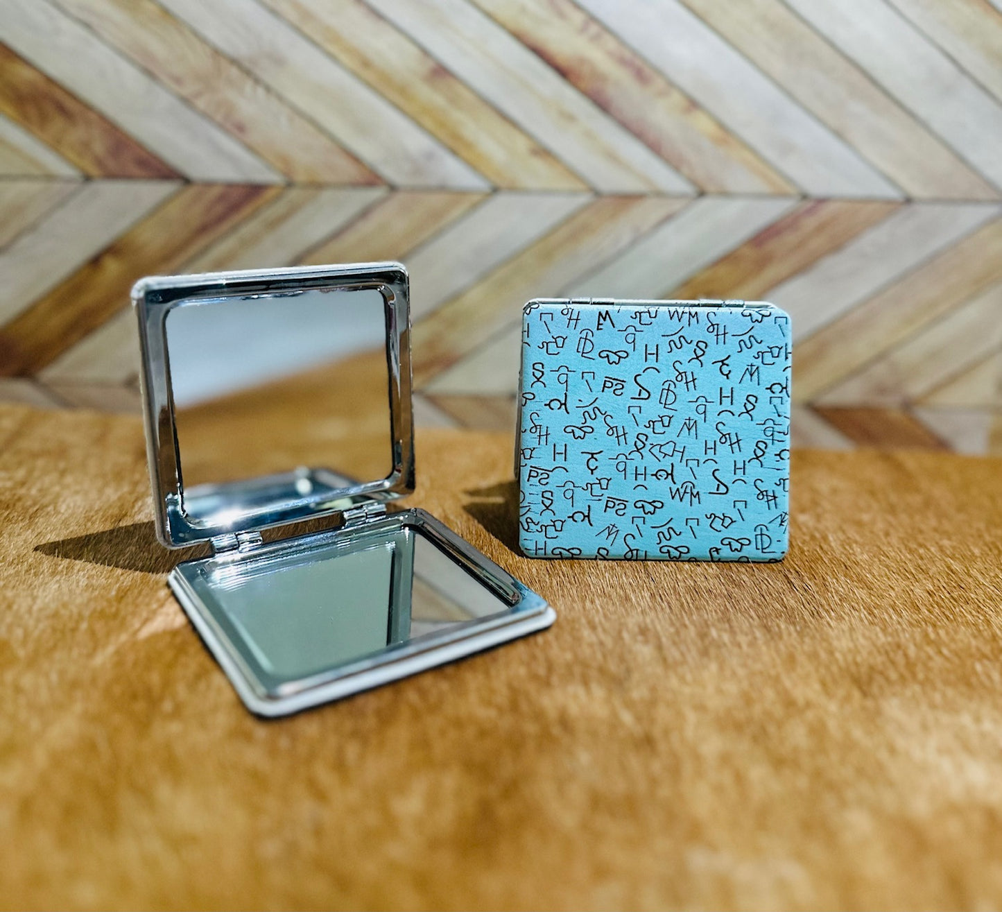 Compact Mirrors